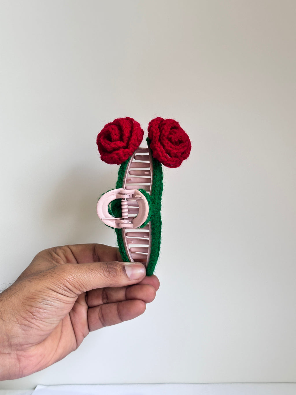 Rosy hair clip